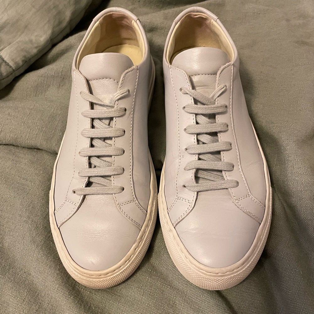 WOMEN’S COMMON PROJECTS